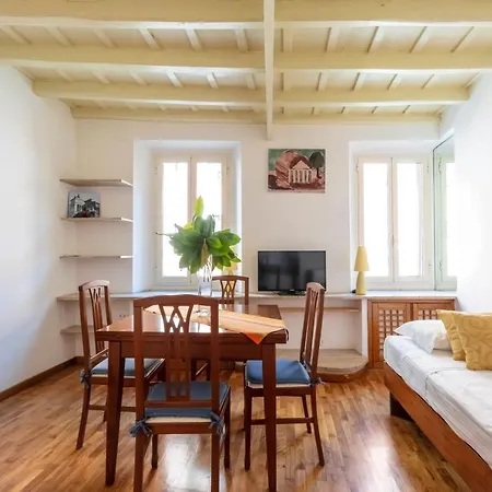 Delightful Flat Few Steps From The Colosseum * Roma